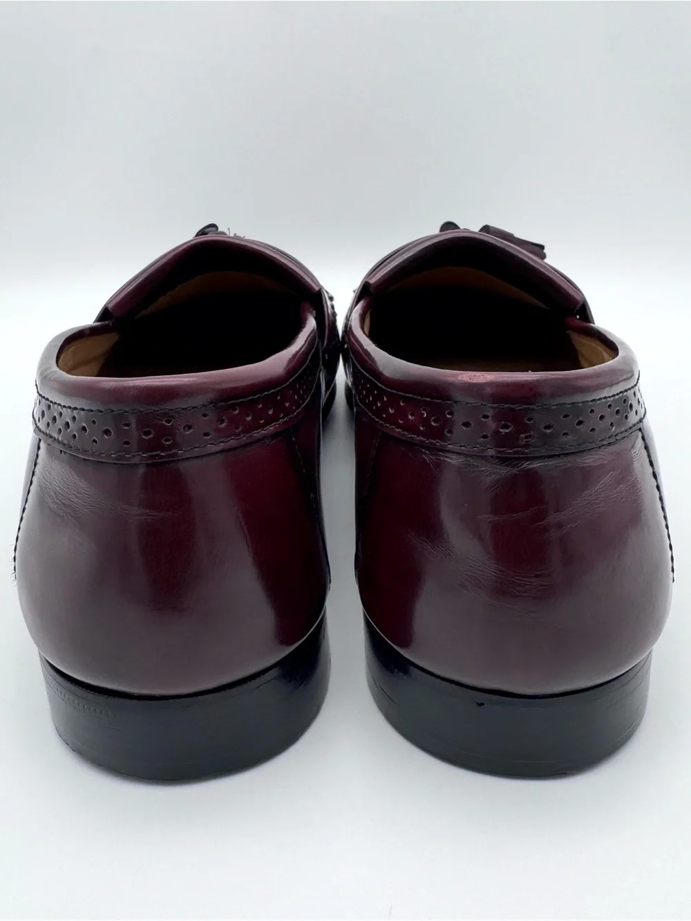 G.H. Bass & Co. Burgundy Leather Kiltie Fringe Tassel Loafers Men's Size 13 D